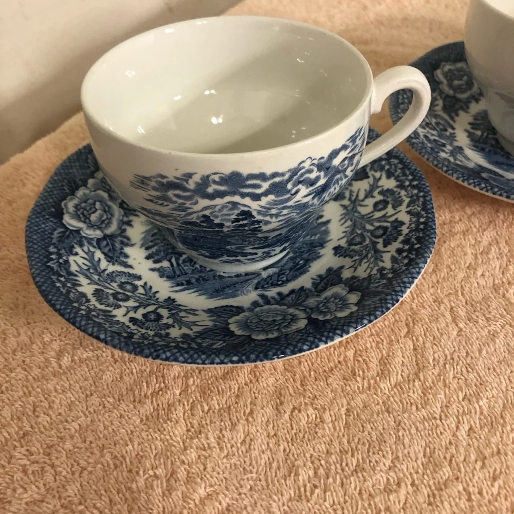 Vintage Lochs of Scotland Royal Warwick 5 Tea Cups & 6 Saucers Loch Duich & Dich